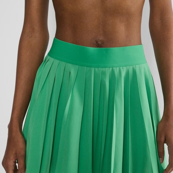 NWT Aritzia GOLDEN Movetech Tennis Pro Micro Skirt Court Green M - Picture 5 of 14